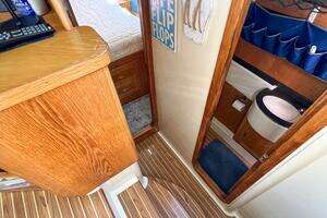 2010 Broadblue 435 thumbnail 50