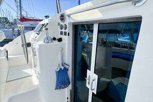 2010 Broadblue 435 thumbnail 30