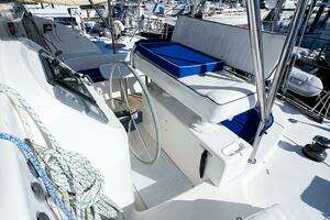 2010 Broadblue 435 thumbnail 28