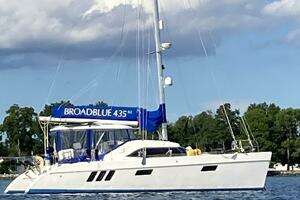 2010 Broadblue 435 thumbnail 9