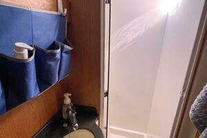 2010 Broadblue 435 thumbnail 63