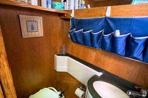 2010 Broadblue 435 thumbnail 62