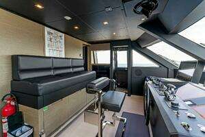 2024 Custom Line Navetta 33 thumbnail 52