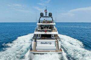 2024 Custom Line Navetta 33 thumbnail 2