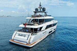 2024 Custom Line Navetta 33 thumbnail 7