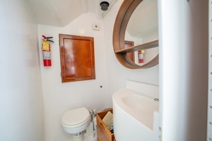 2005 Custom Michael Fritz 34' Pilothouse thumbnail 14