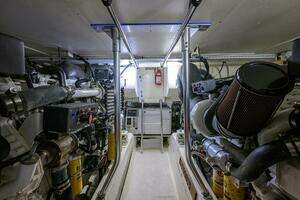 2004 Ocean Yachts 50 Super Sport thumbnail 26