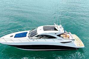 2017 Sea Ray 510 Sundancer thumbnail 49