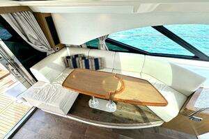 2017 Sea Ray 510 Sundancer thumbnail 56
