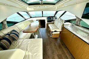 2017 Sea Ray 510 Sundancer thumbnail 60