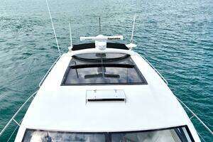 2017 Sea Ray 510 Sundancer thumbnail 71