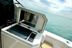 2017 Sea Ray 510 Sundancer thumbnail 54