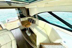 2017 Sea Ray 510 Sundancer thumbnail 55