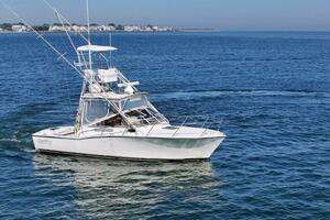 1999 Carolina Classic 28 Express thumbnail 3