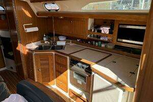 2004 Catalina MK II thumbnail 29
