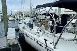 2004 Catalina MK II thumbnail 23