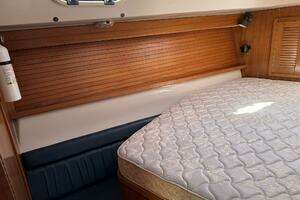 2004 Catalina MK II thumbnail 45