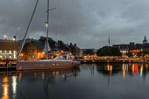 2025 Beneteau Oceanis Yacht 54 thumbnail 14