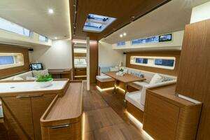 2025 Beneteau Oceanis Yacht 54 thumbnail 8