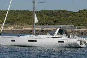 2025 Beneteau Oceanis Yacht 54 thumbnail 16
