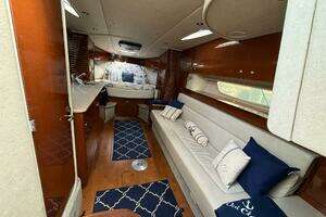2009 Sea Ray SUNDANCER 350 thumbnail 25