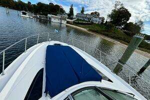 2009 Sea Ray SUNDANCER 350 thumbnail 10