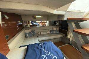 2009 Sea Ray SUNDANCER 350 thumbnail 35
