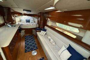 2009 Sea Ray SUNDANCER 350 thumbnail 28