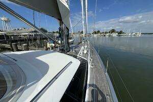 2007 Oyster 655 thumbnail 16