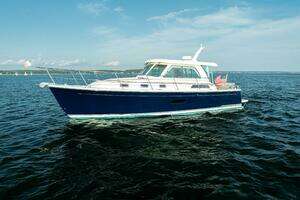  2013 Sabre 38 Salon Express Yacht For Sale in Barrington RI