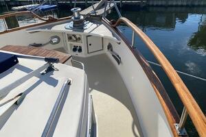 Good Vibrations 42ft Grand Banks Yacht For Sale Good Vibrations 42ft Grand Banks Yacht For Sale