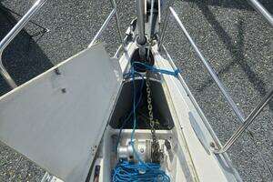 1996 Beneteau Oceanis 351 thumbnail 21