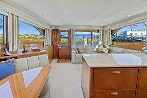 Easy Going 2005 Viking 52 Convertible Yacht For Sale in Brooklyn NY