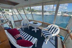 1978 Chris-Craft 410 Motor Yacht thumbnail 15