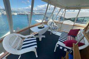 1978 Chris-Craft 410 Motor Yacht thumbnail 3