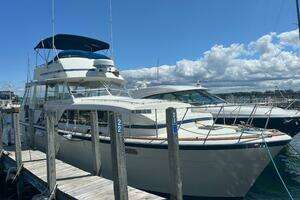 1978 Chris-Craft 410 Motor Yacht thumbnail 11