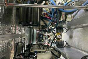 1998 Sea Ray 480 Sedan Bridge thumbnail 49