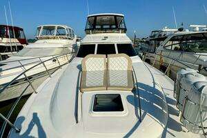 1998 Sea Ray 480 Sedan Bridge thumbnail 10