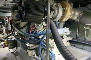 1998 Sea Ray 480 Sedan Bridge thumbnail 46