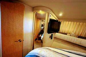 1998 Sea Ray 480 Sedan Bridge thumbnail 43