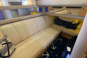 1998 Sea Ray 480 Sedan Bridge thumbnail 37