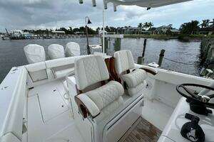 TWIN LIFE 2021 Jupiter 38 HFS Yacht For Sale in Stuart FL