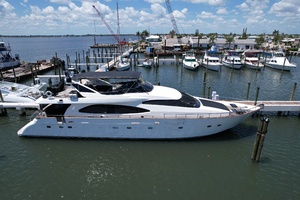 85ft Azimut Yacht For Sale