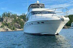  2001 Sea Ray Cockpit Motor Yacht Yacht For Sale in Charlevoix MI