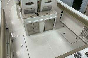 2017 Sailfish 290 Center Console thumbnail 11