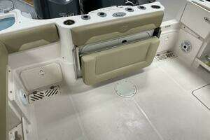 2017 Sailfish 290 Center Console thumbnail 13
