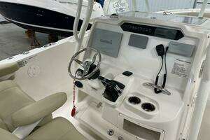 2017 Sailfish 290 Center Console thumbnail 20