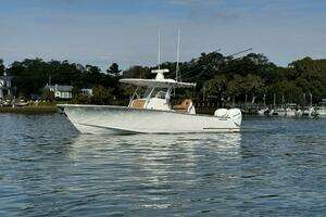  2020 Valhalla Boatworks V-33 Yacht For Sale in Wrightsville Beach NC