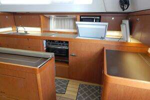  2015 Beneteau Sense 55 Yacht For Sale in Fort Lauderdale FL