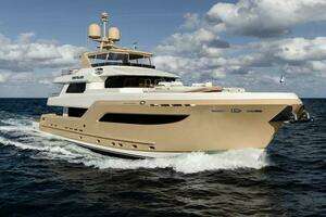 NORTHLAND 2017 Burger 104 Motor Yacht Yacht For Sale in Palm Beach FL